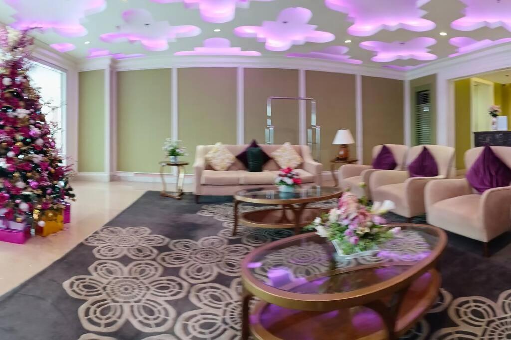 Monarch Parksuites - Balmoral Place Paranaque City Ngoại thất bức ảnh