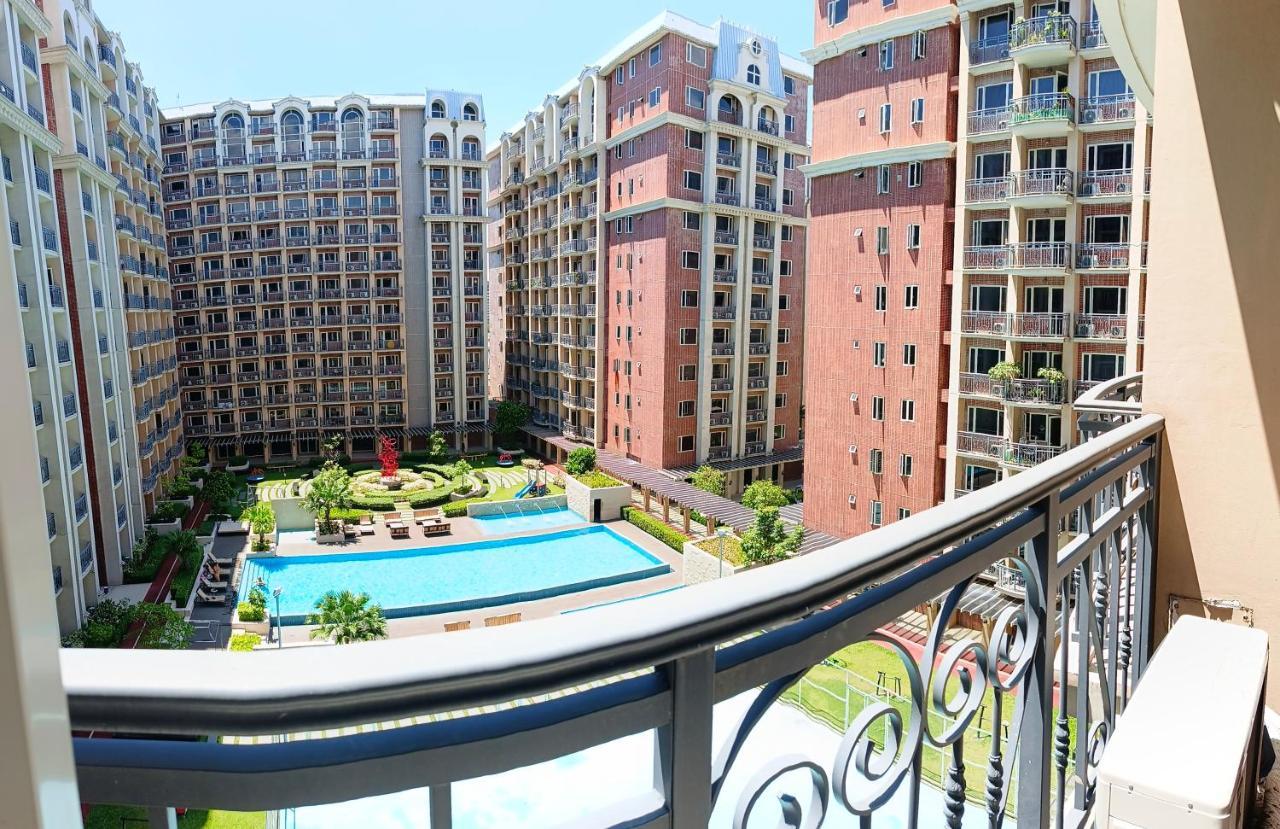 Monarch Parksuites - Balmoral Place Paranaque City Ngoại thất bức ảnh